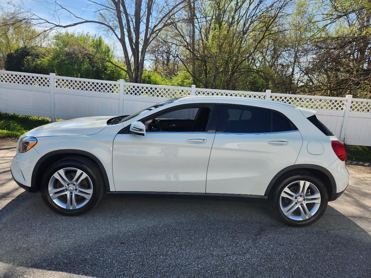 Mercedes-Benz GLA 4MATIC 4dr GLA 250 2016