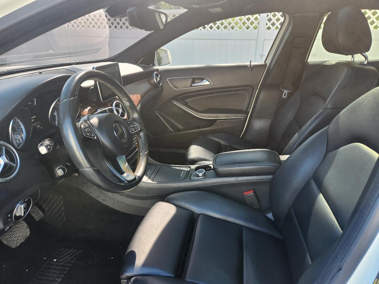 Mercedes-Benz GLA 4MATIC 4dr GLA 250 2016