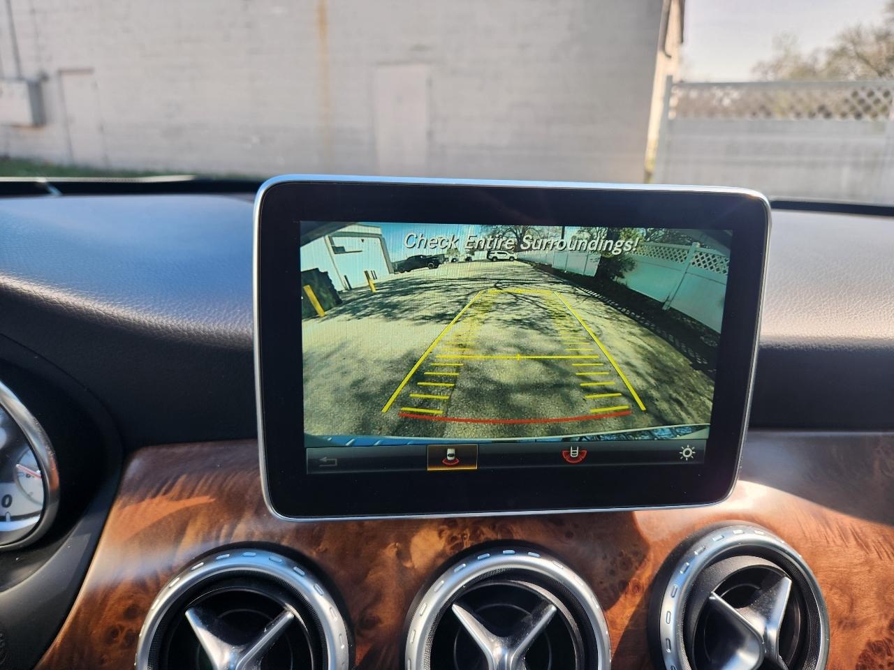 Mercedes-Benz GLA 4MATIC 4dr GLA 250 2016