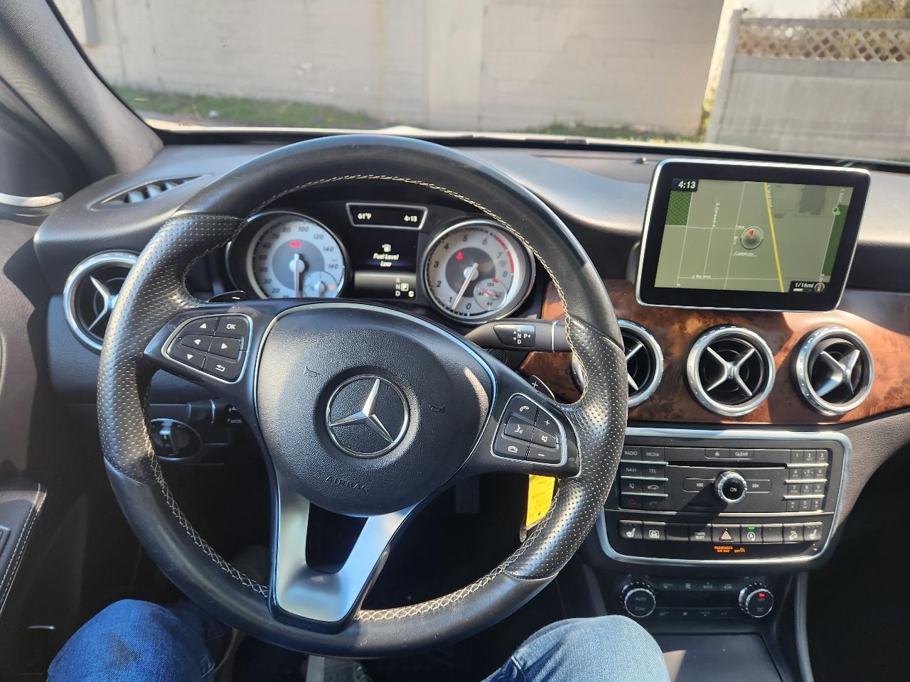 Mercedes-Benz GLA 4MATIC 4dr GLA 250 2016