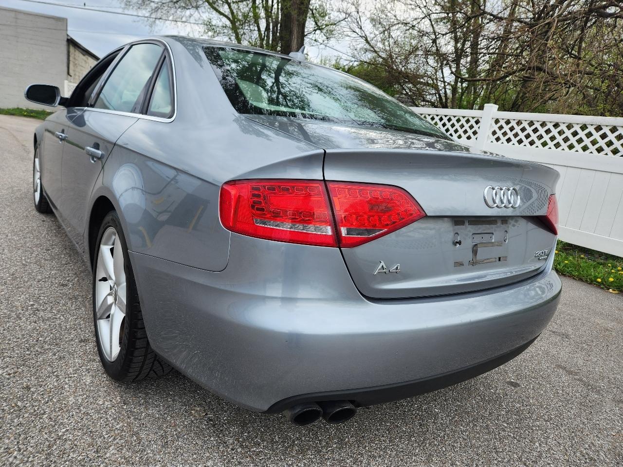 Audi A4 4dr Sdn Auto quattro 2.0T Premium Plus 2011