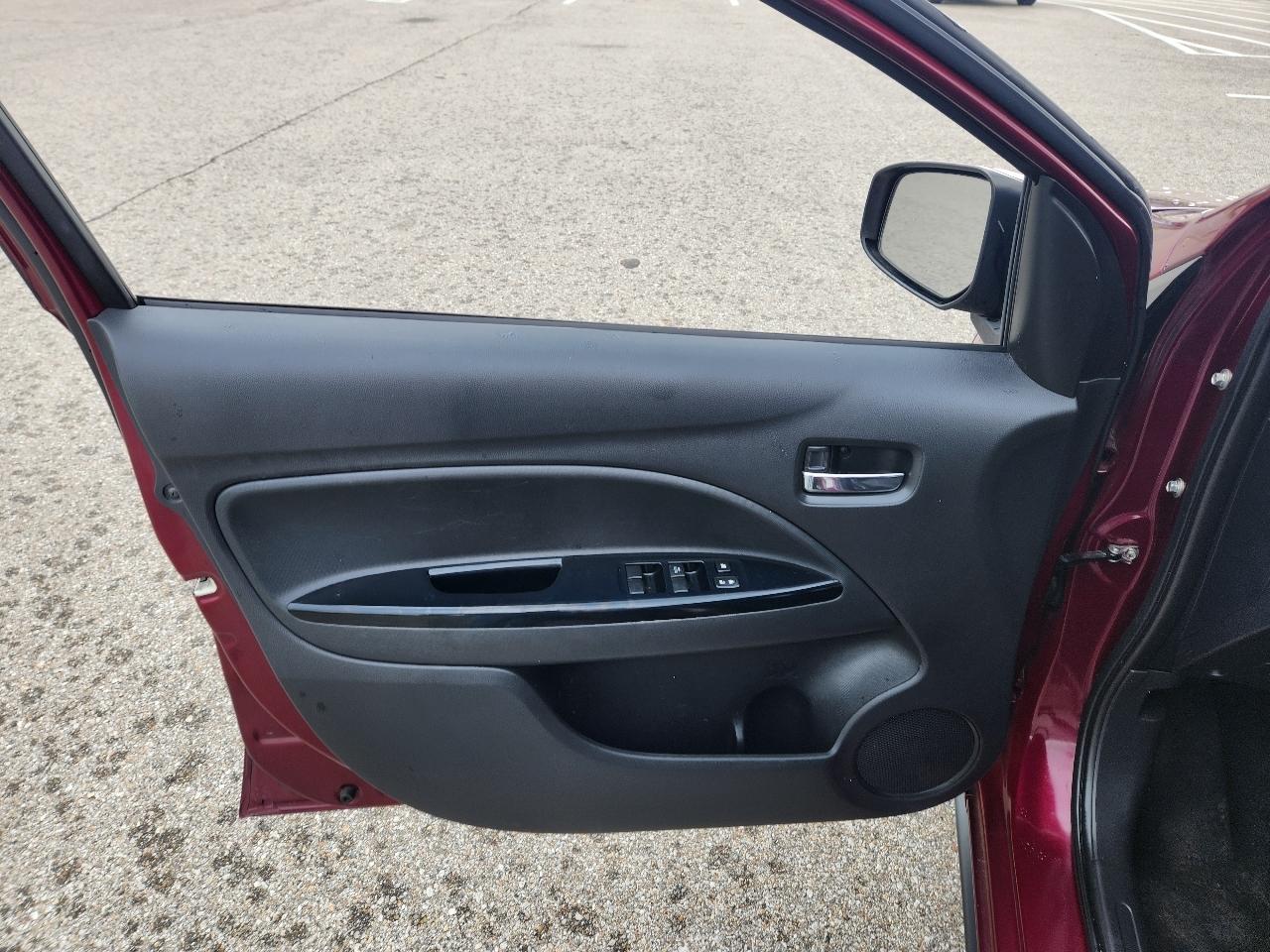 Mitsubishi Mirage SE CVT 2018