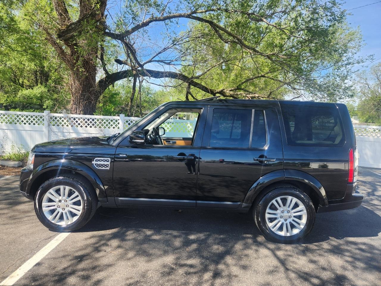 Land Rover LR4 4WD 4dr LUX 2014