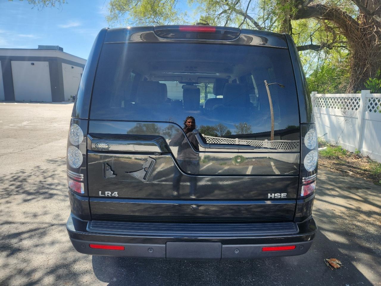 Land Rover LR4 4WD 4dr LUX 2014