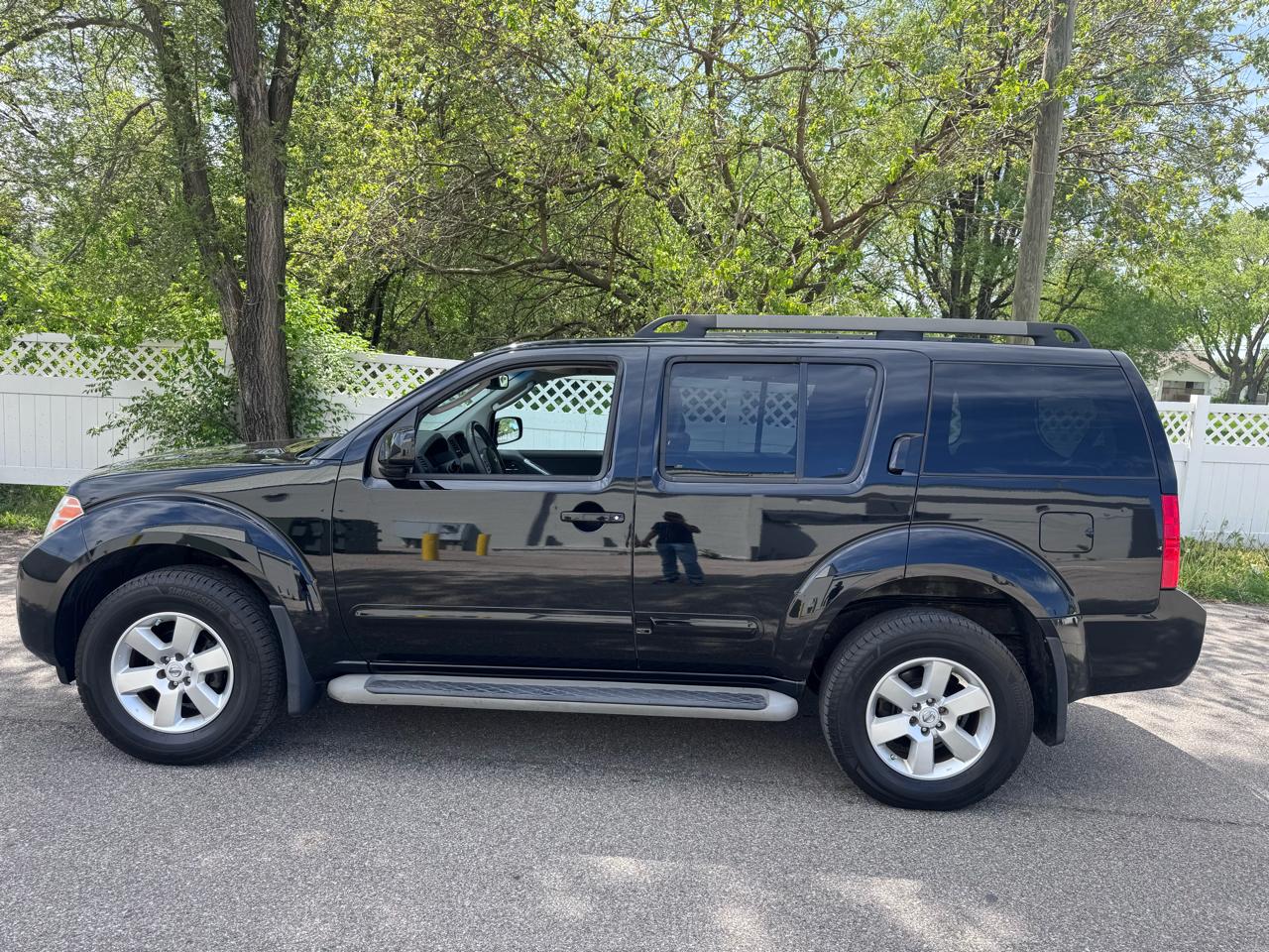 Nissan Pathfinder 4WD 4dr V6 SV 2012