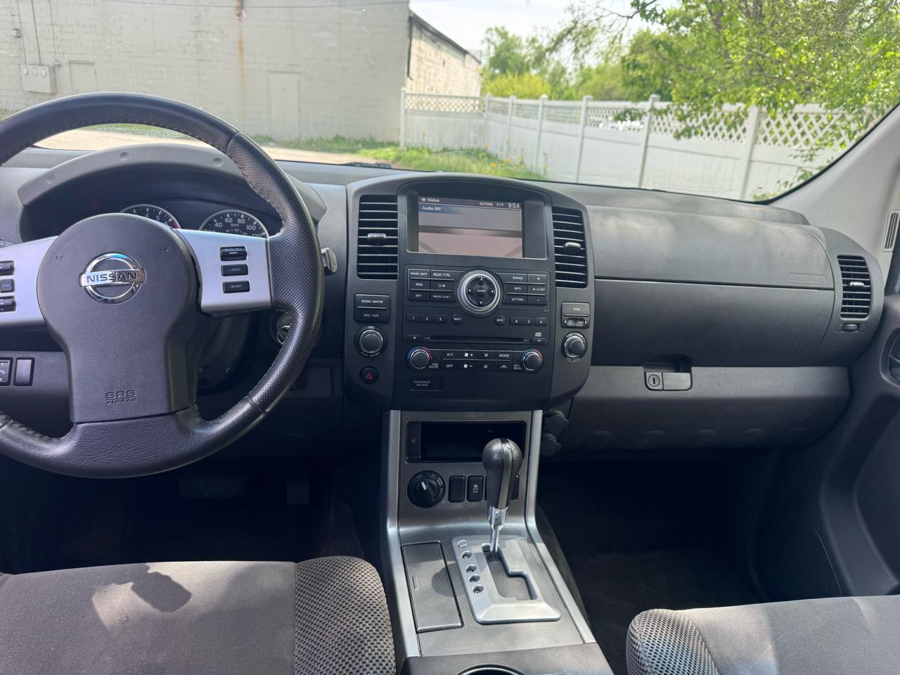 Nissan Pathfinder 4WD 4dr V6 SV 2012