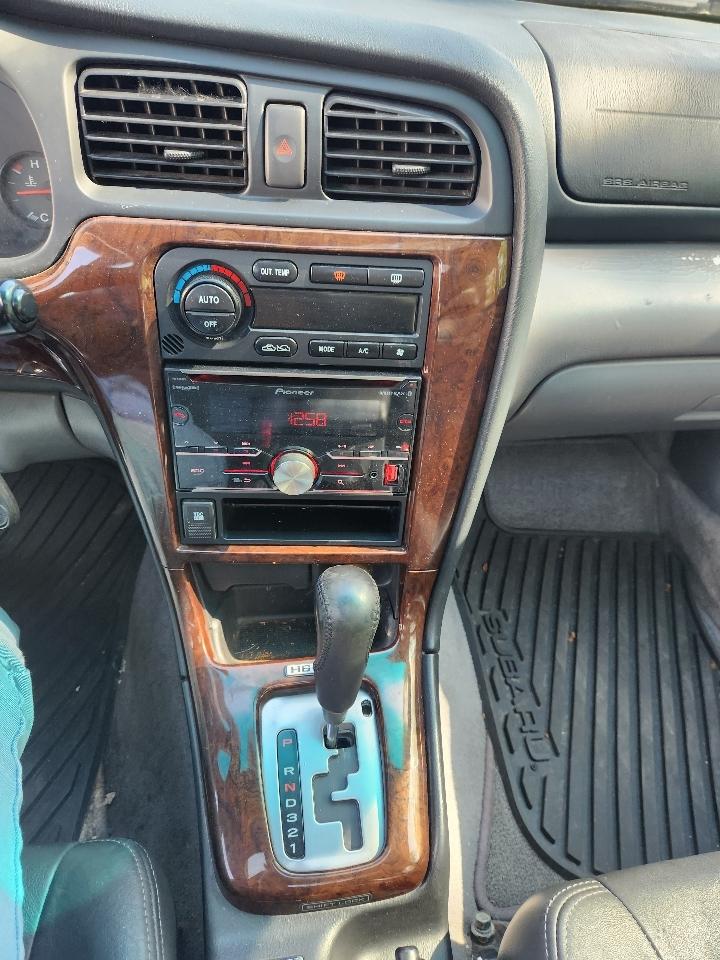 Subaru Legacy Wagon 5dr Outback H6 VDC 2002