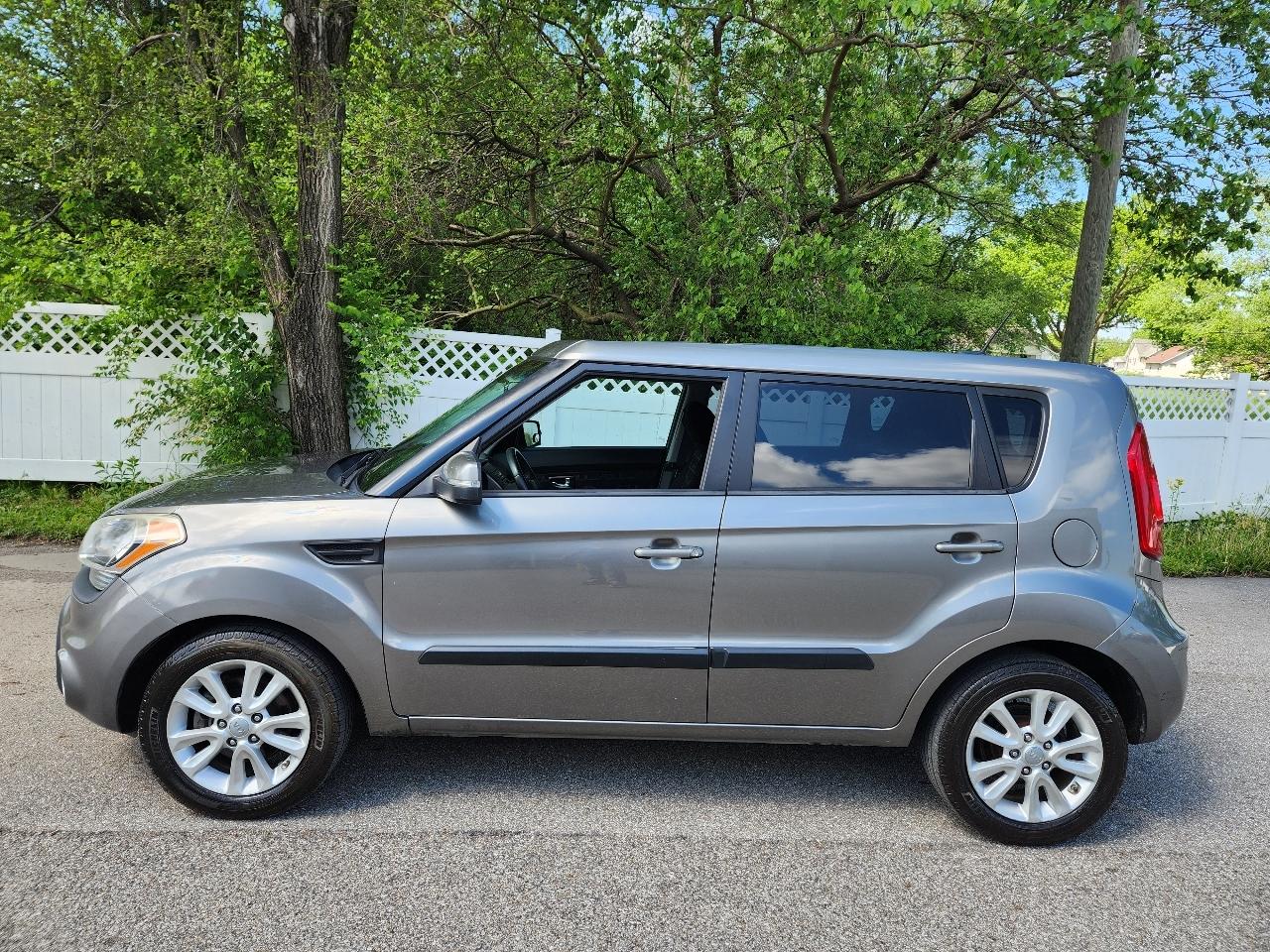 Kia Soul 5dr Wgn Auto + 2012
