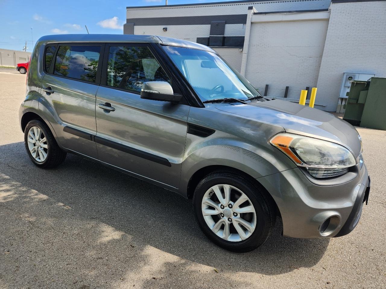 Kia Soul 5dr Wgn Auto + 2012