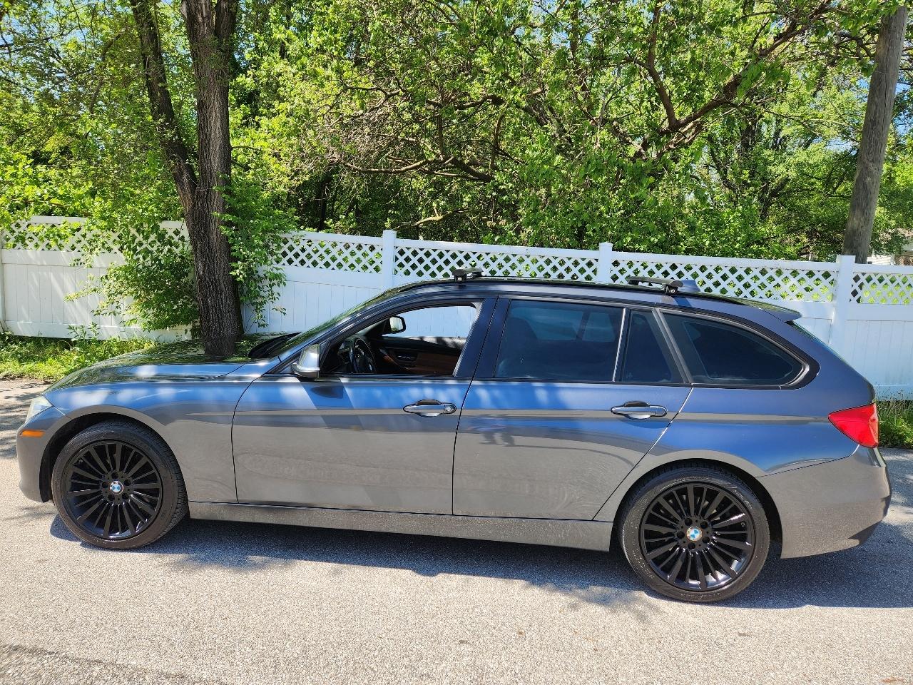 BMW 3 Series 4dr Sports Wgn 328i xDrive AWD 2014