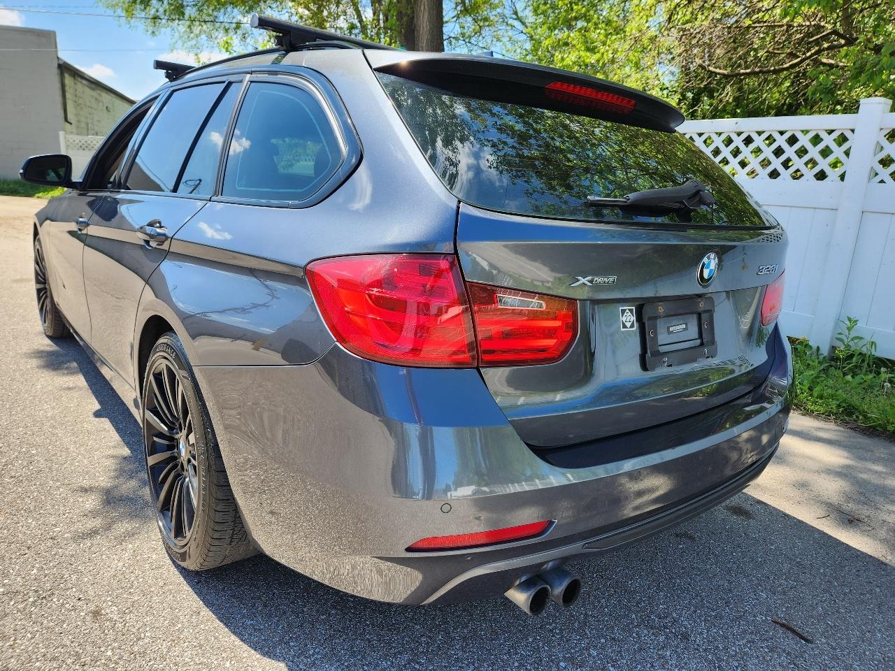 BMW 3 Series 4dr Sports Wgn 328i xDrive AWD 2014