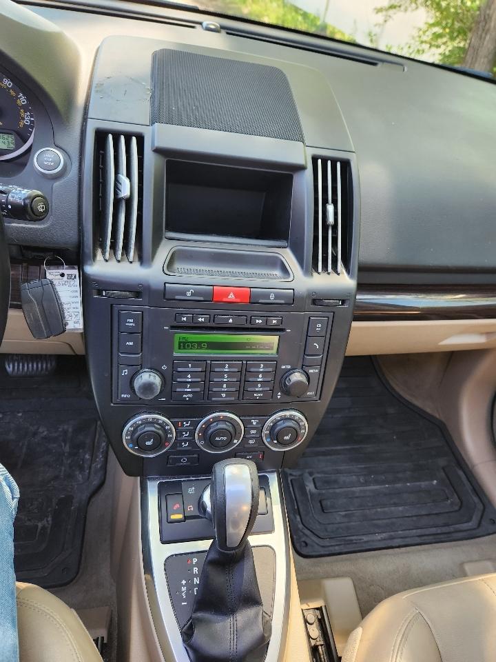 Land Rover LR2 AWD 4dr HSE 2012