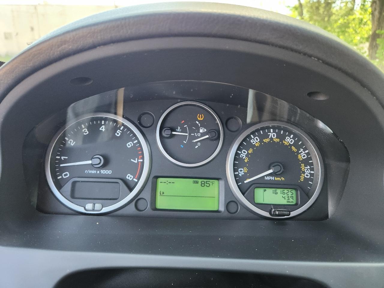 Land Rover LR2 AWD 4dr HSE 2012