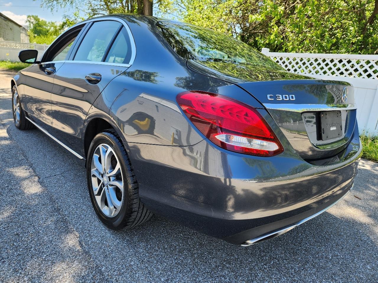 Mercedes-Benz C-Class 4dr Sdn C 300 4MATIC 2015