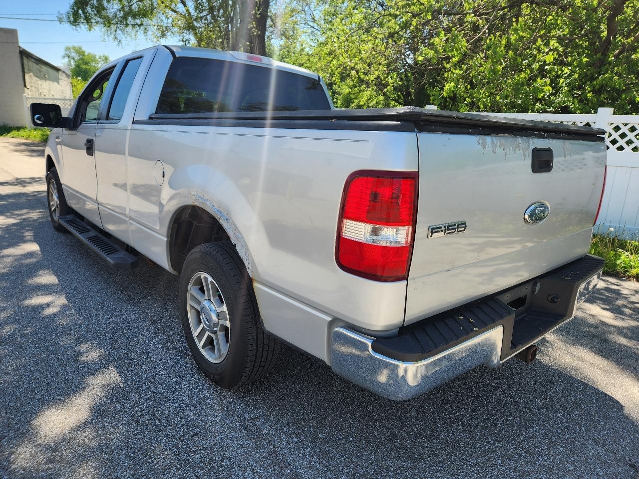 Ford F-150 Supercab 145" Lariat 2006
