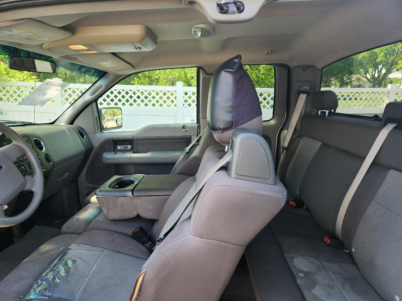 Ford F-150 Supercab 145" Lariat 2006