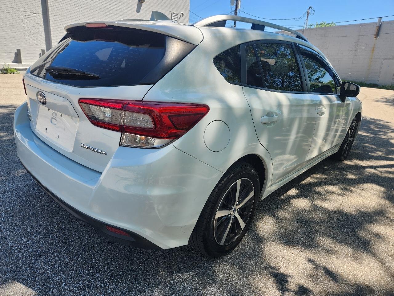 Subaru Impreza Premium 5-door CVT 2020