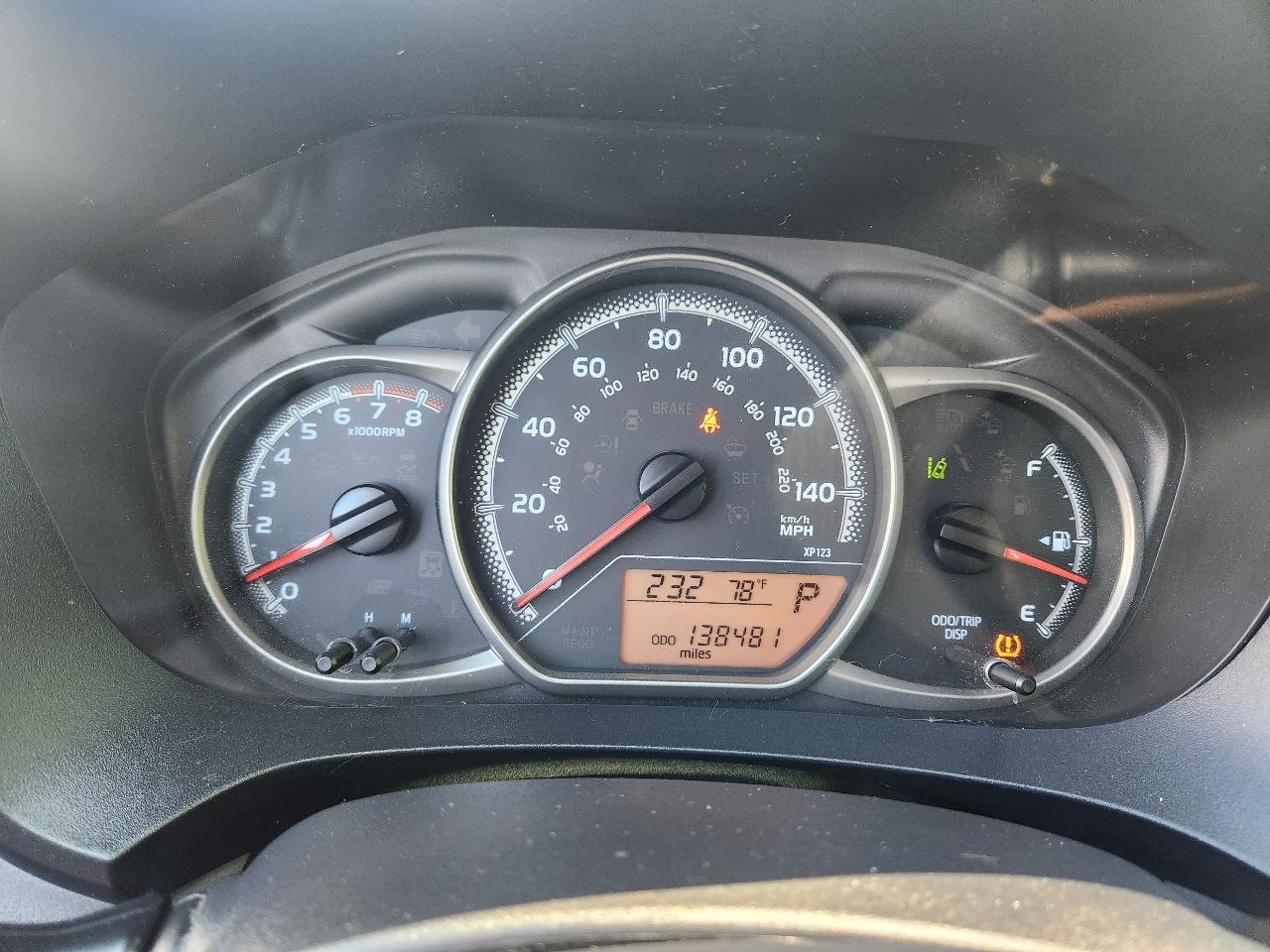 Toyota Yaris 3-Door LE Auto (Natl) 2017