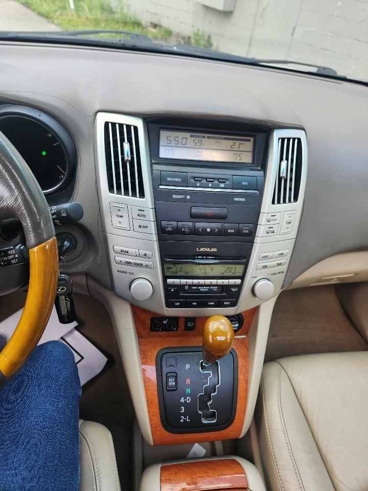 Lexus RX 330 4dr SUV AWD 2004