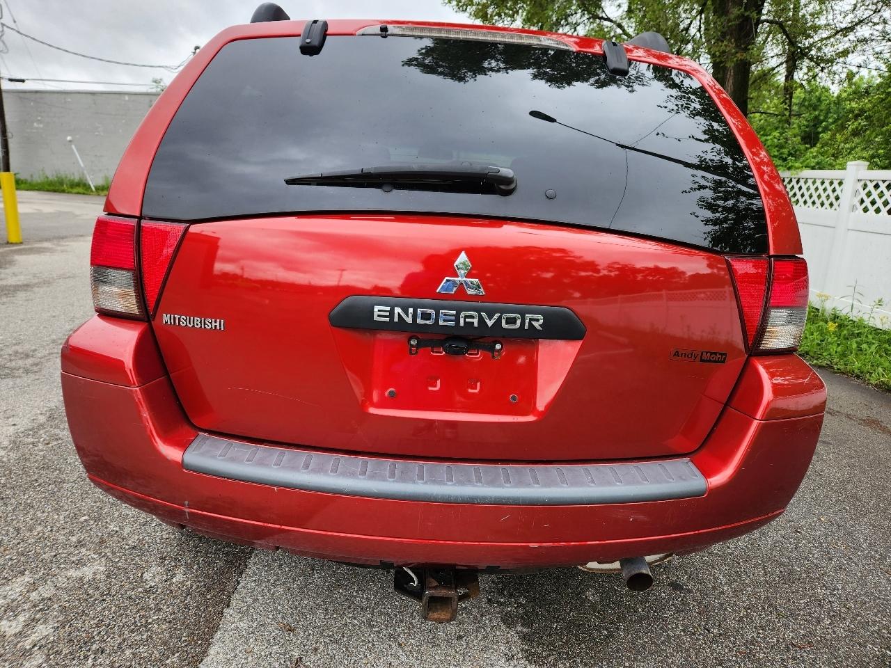Mitsubishi Endeavor FWD 4dr LS 2008