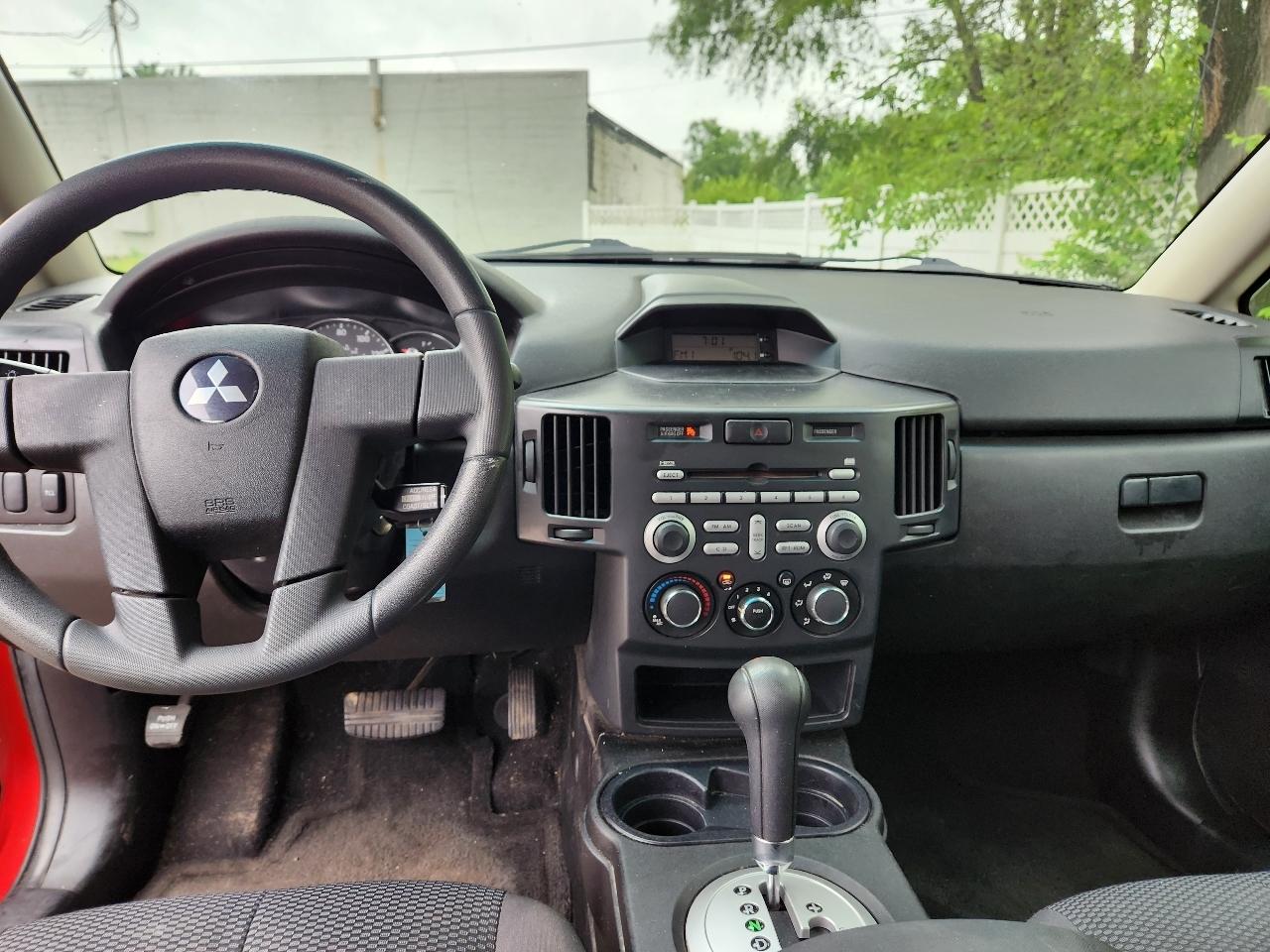 Mitsubishi Endeavor FWD 4dr LS 2008