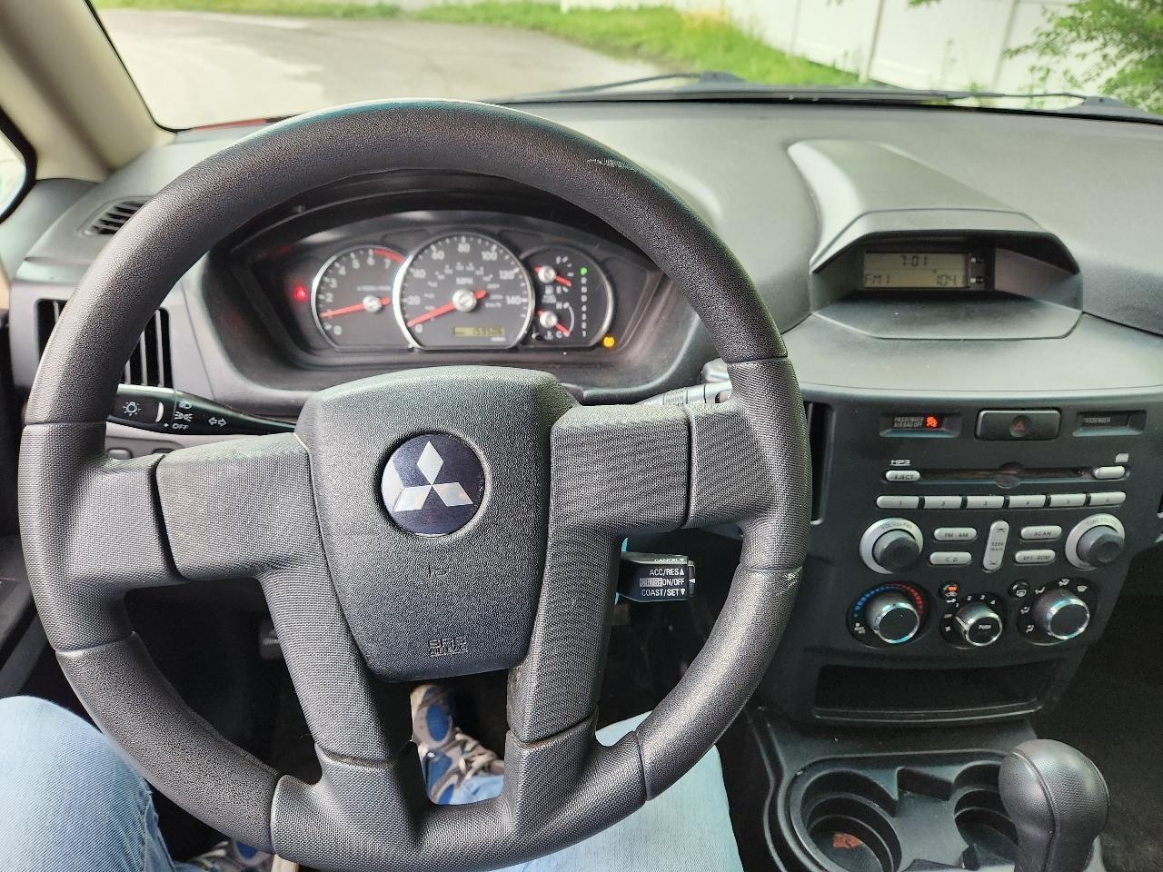 Mitsubishi Endeavor FWD 4dr LS 2008