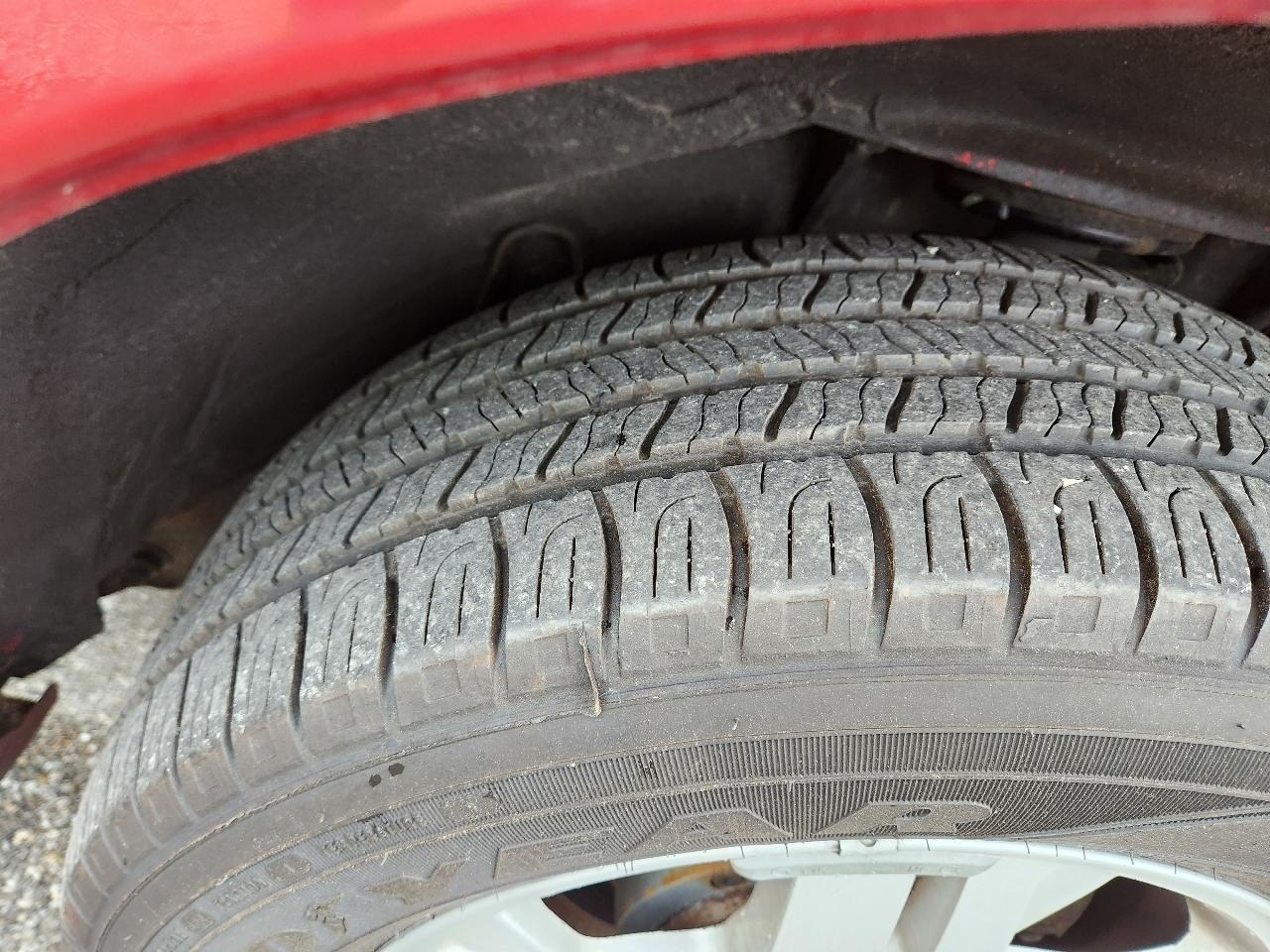 Mitsubishi Endeavor FWD 4dr LS 2008