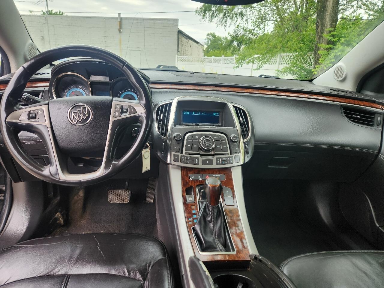 Buick LaCrosse 4dr Sdn CXL 3.0L FWD 2010