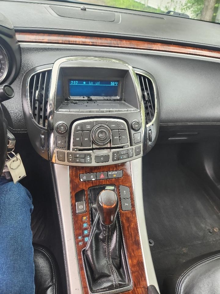 Buick LaCrosse 4dr Sdn CXL 3.0L FWD 2010