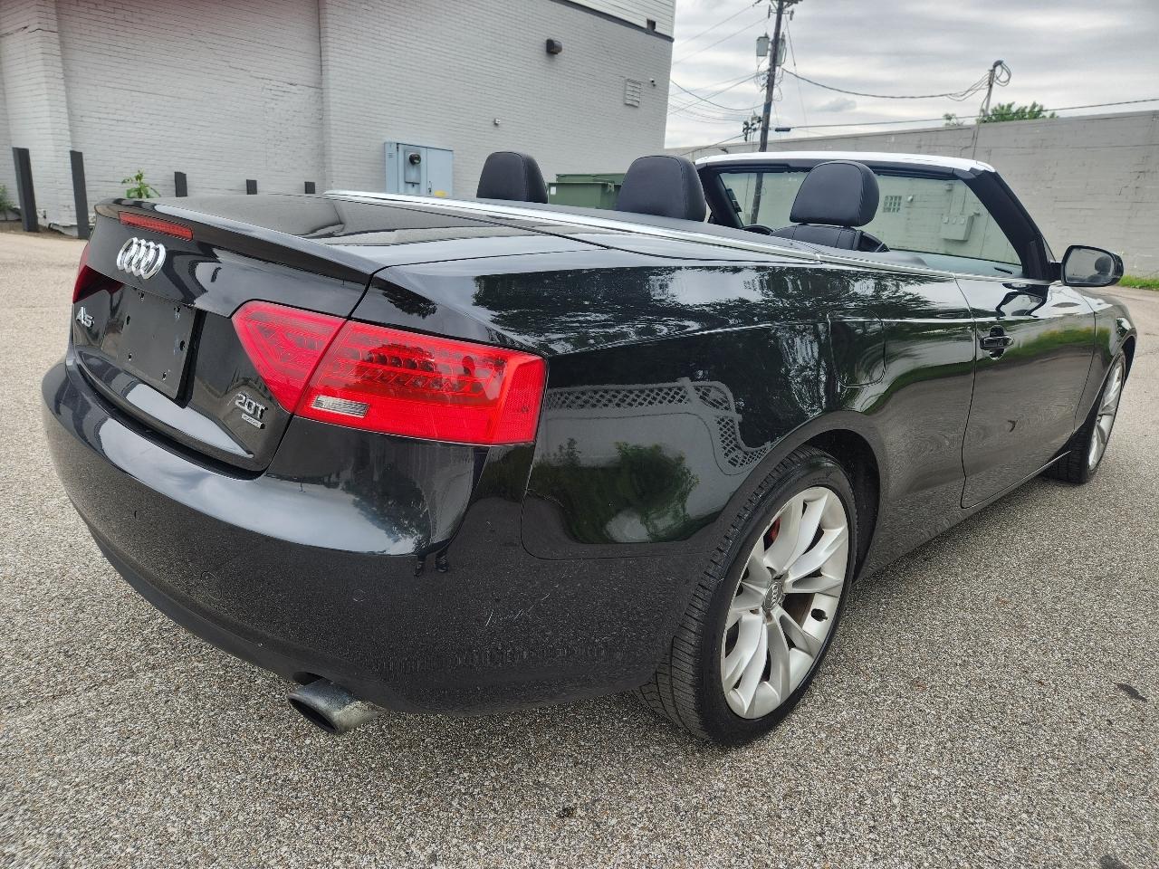 Audi A5 2dr Cabriolet Auto quattro 2.0T Premium Plus 2013