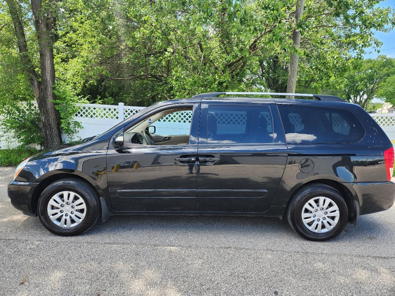 Kia Sedona 4dr Wgn LX 2012