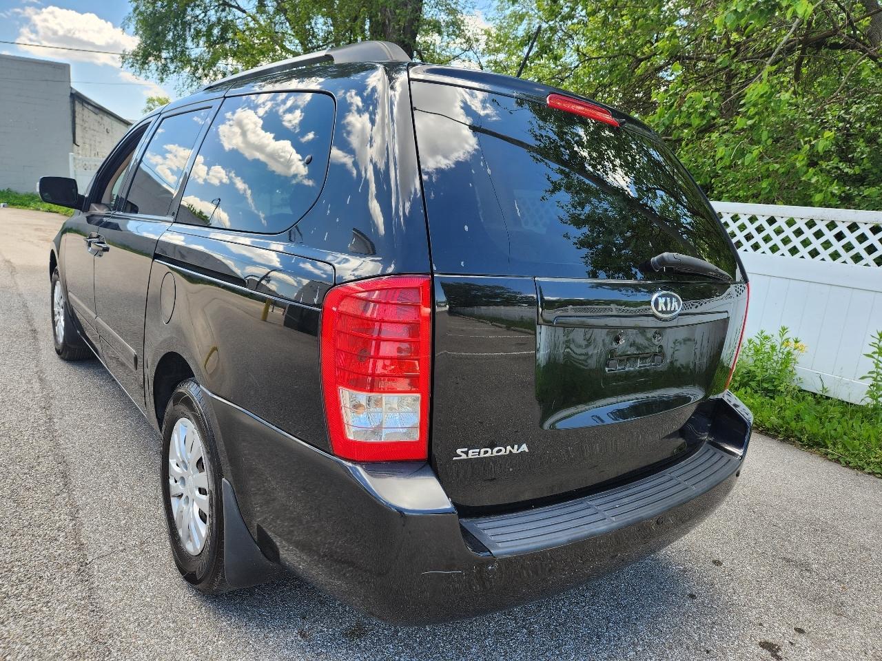 Kia Sedona 4dr Wgn LX 2012