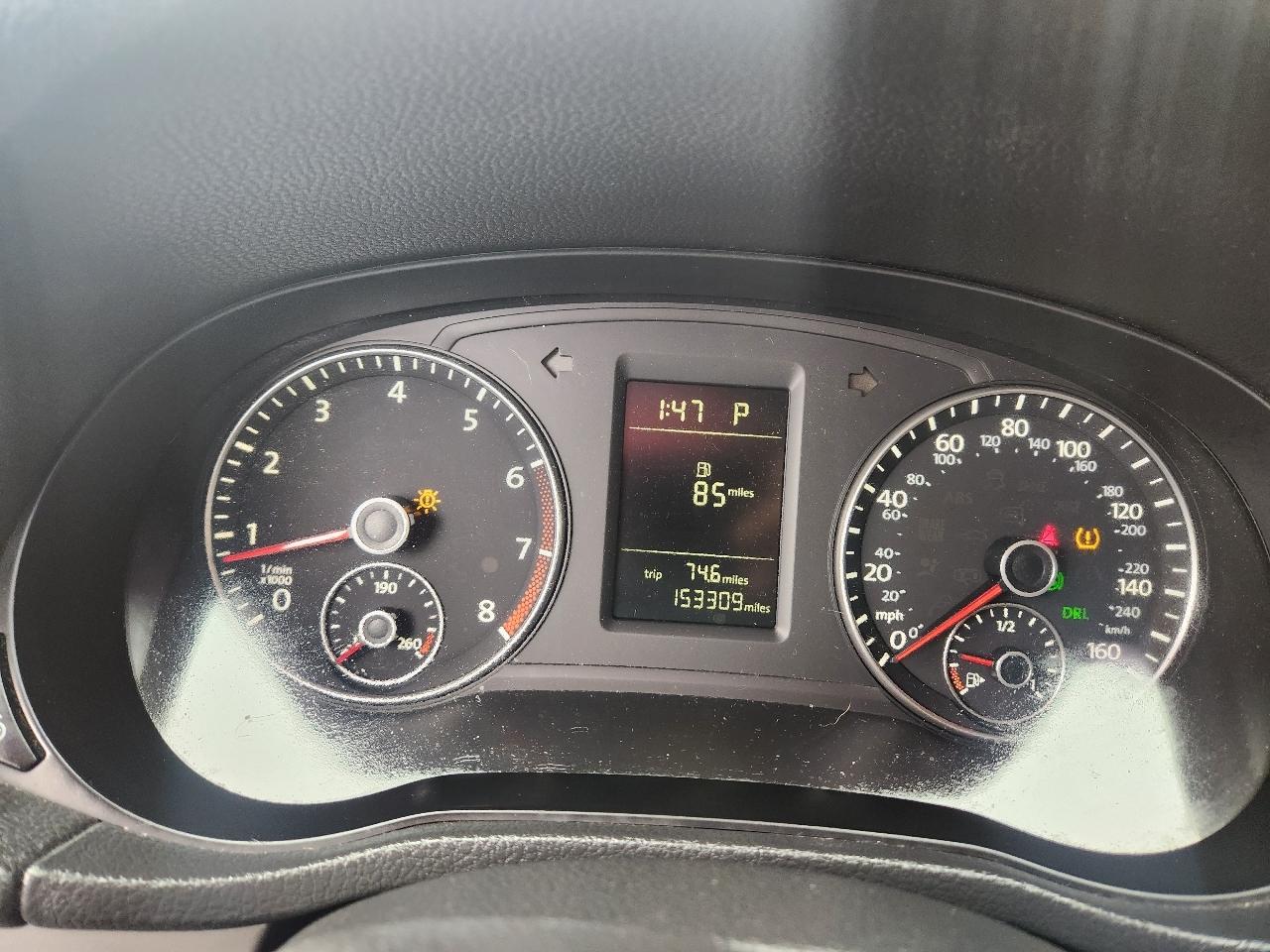 Volkswagen Passat 4dr Sdn 1.8T Auto S 2015
