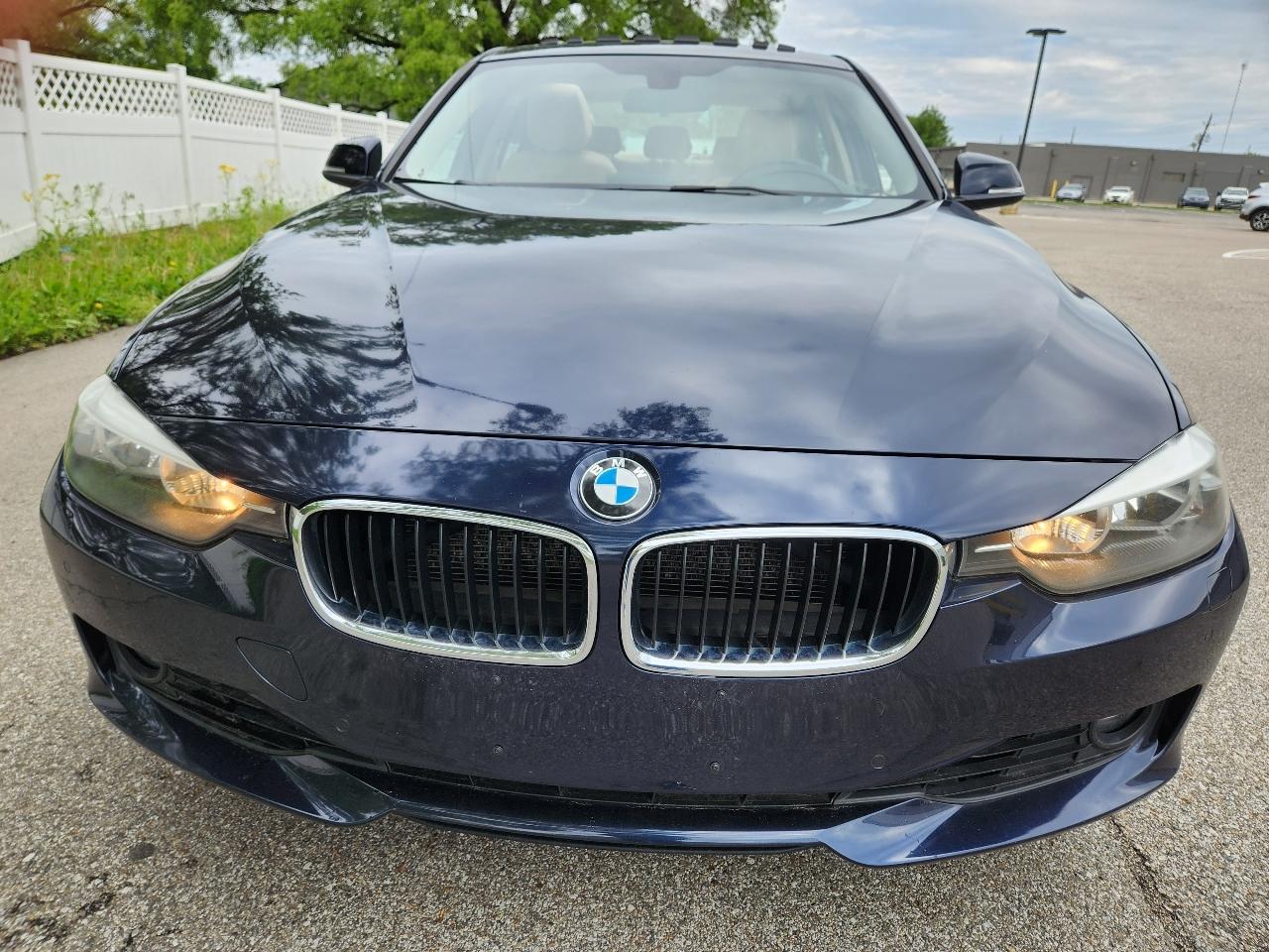 BMW 3 Series 4dr Sdn 328i xDrive AWD SULEV 2014