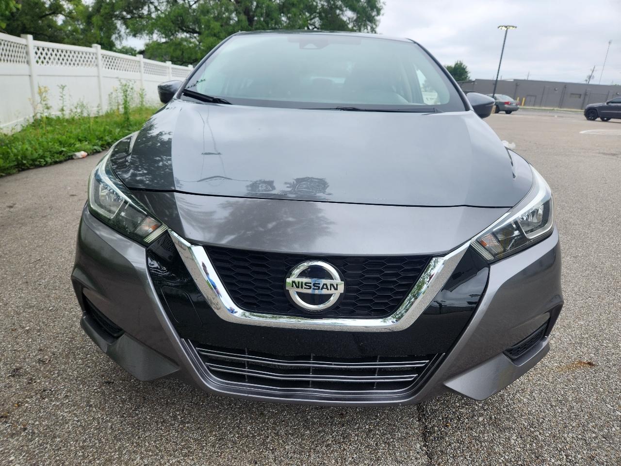 Nissan Versa SV CVT 2020