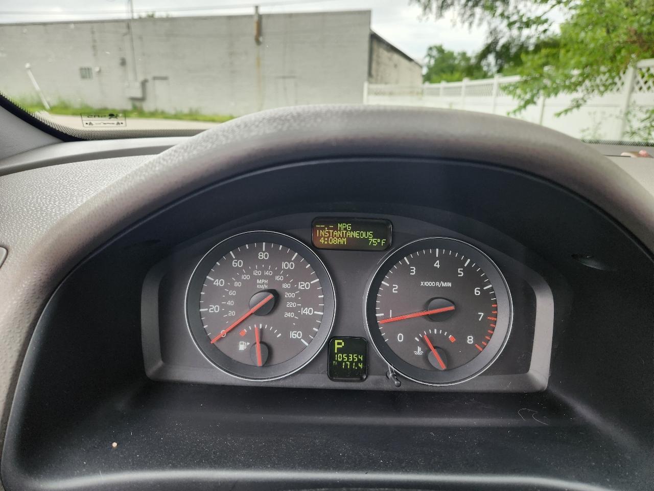 Volvo S40 4dr Sdn 2.4L FWD 2009