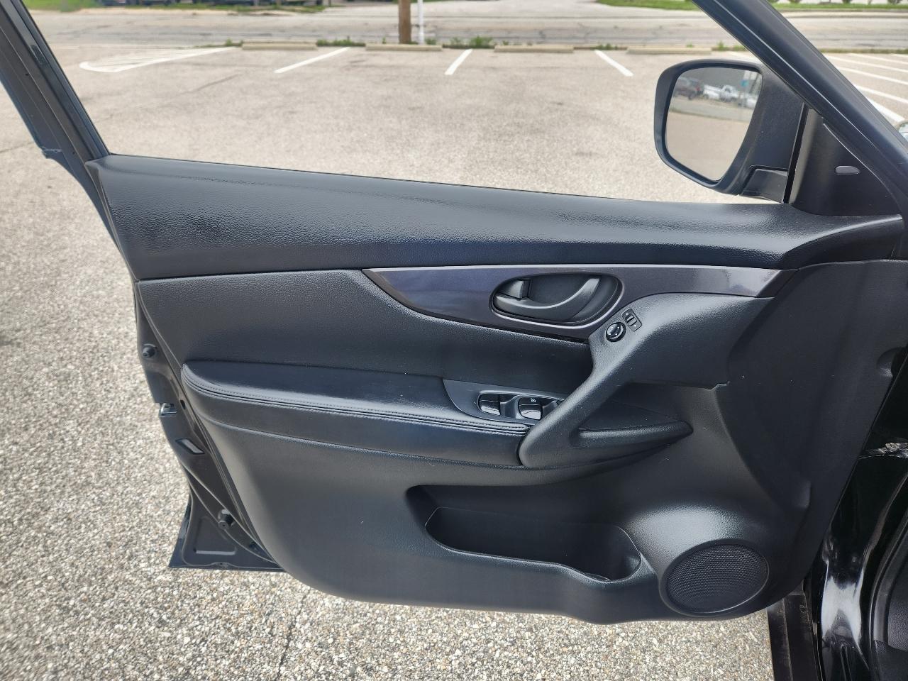 Nissan Rogue FWD S 2020