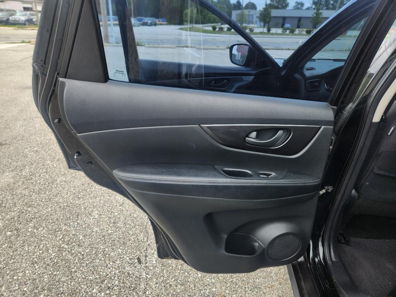 Nissan Rogue FWD S 2020