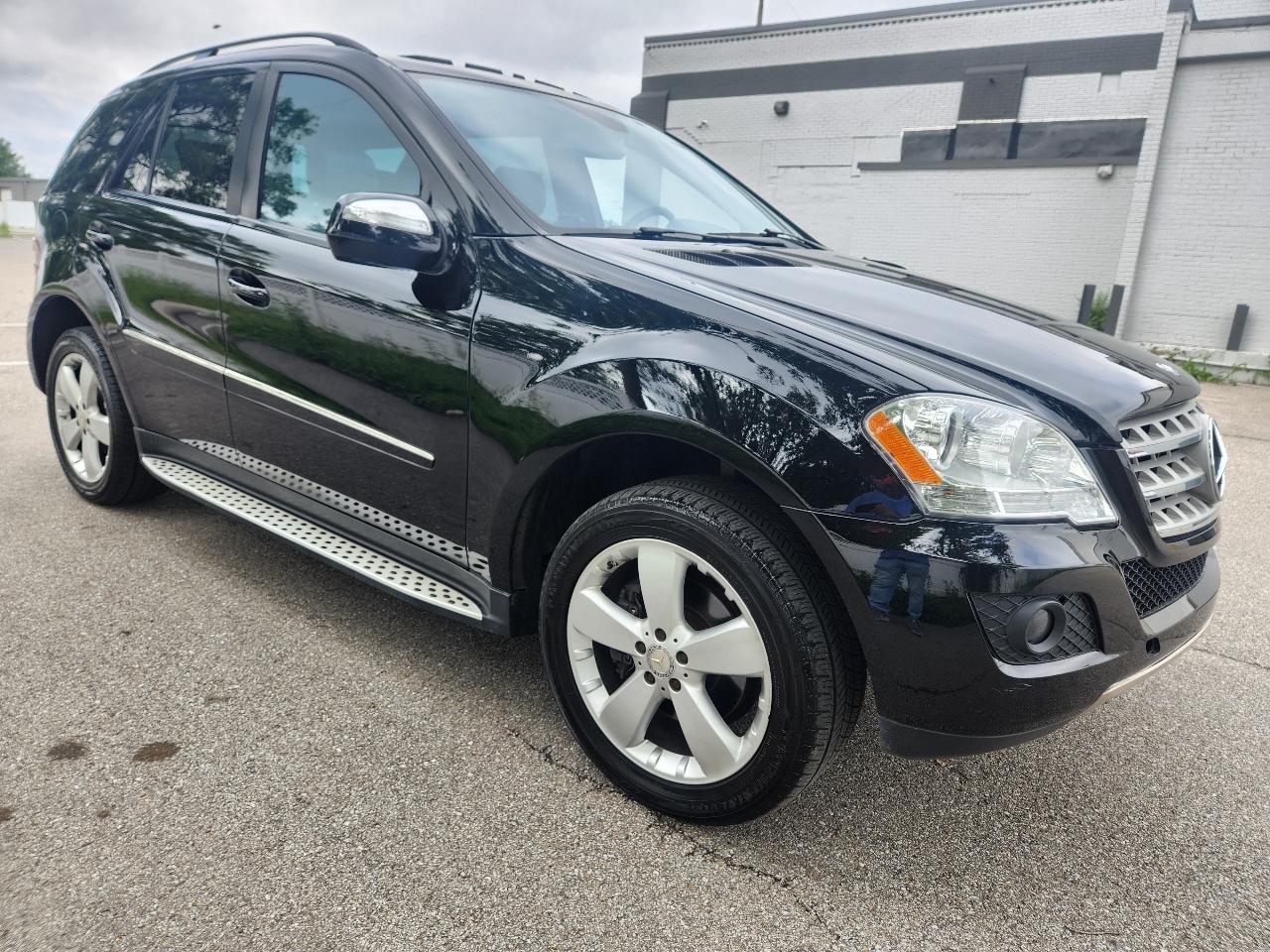 Mercedes-Benz M-Class 4MATIC 4dr 3.5L 2009