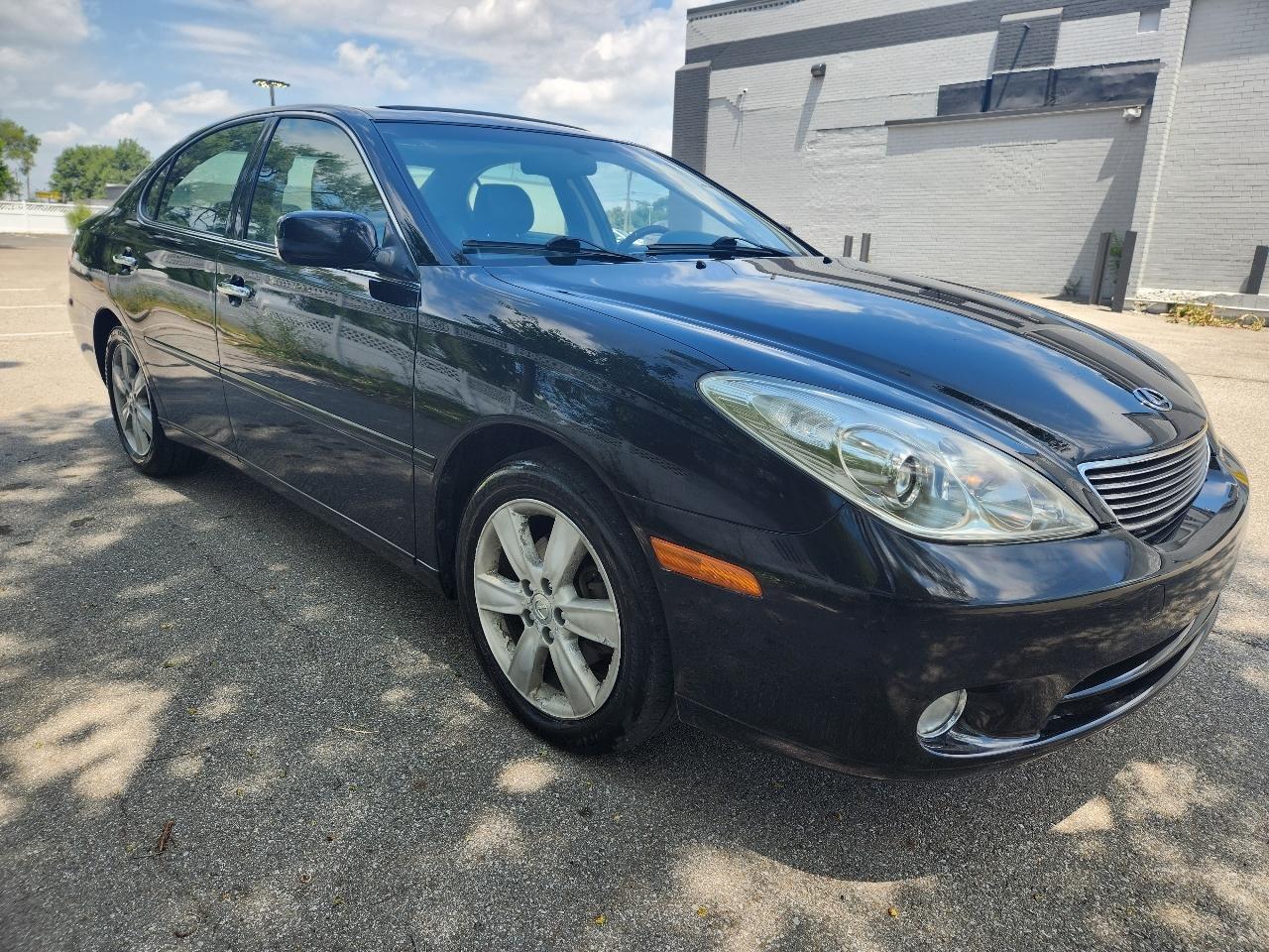 Lexus ES 330 4dr Sdn 2005