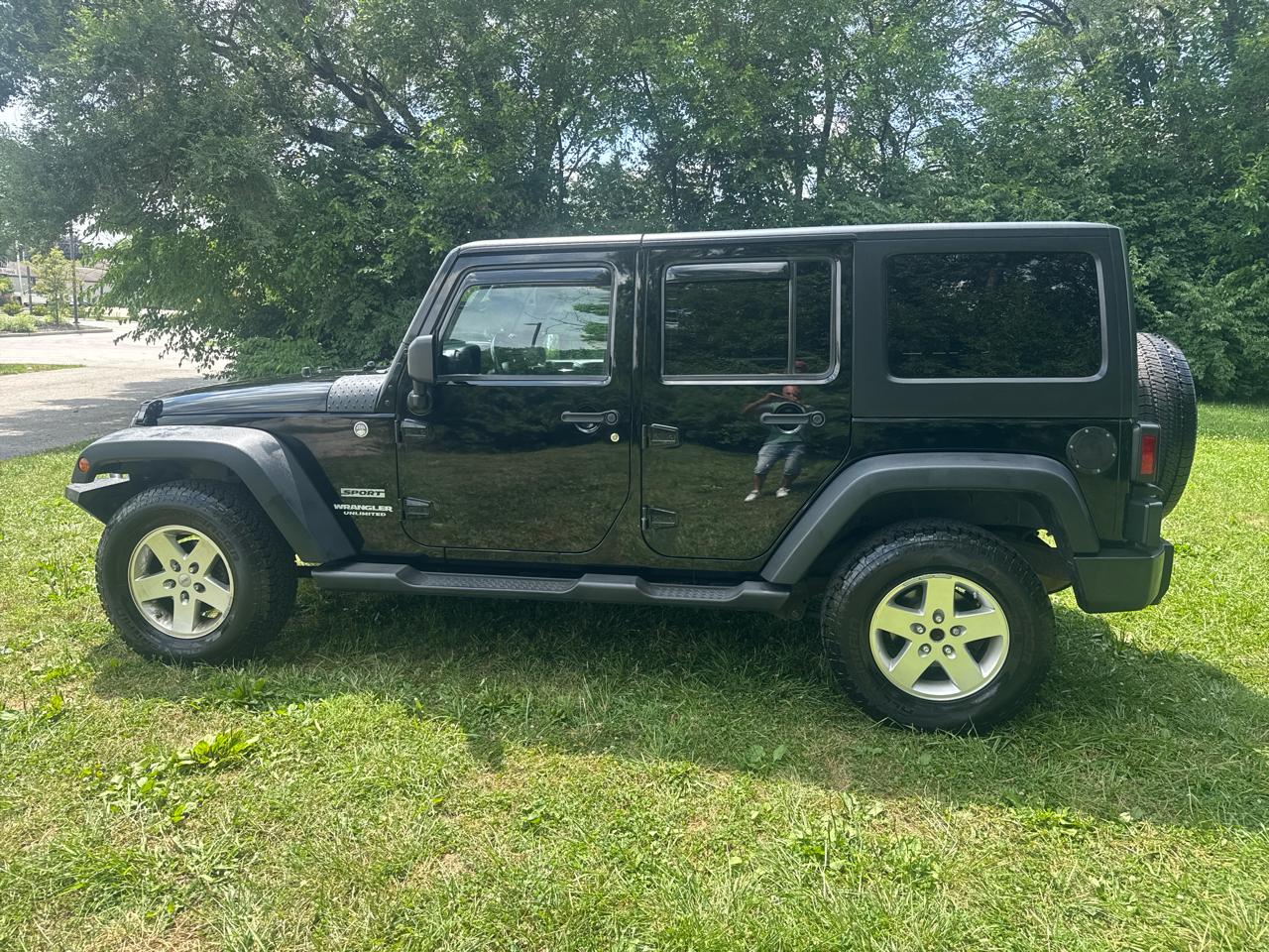 Jeep Wrangler Unlimited Sport 4WD 2011