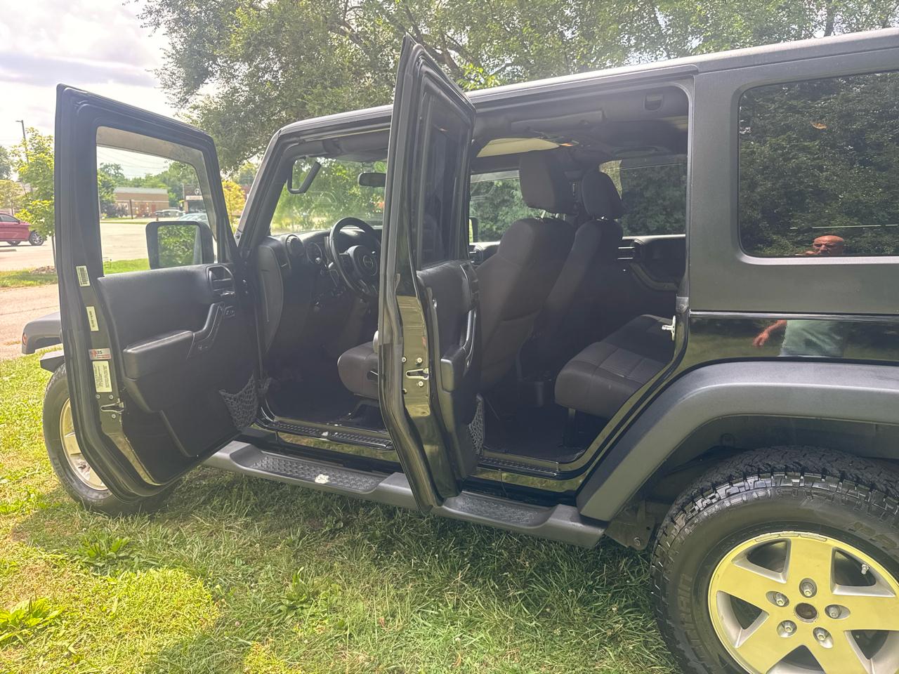 Jeep Wrangler Unlimited Sport 4WD 2011