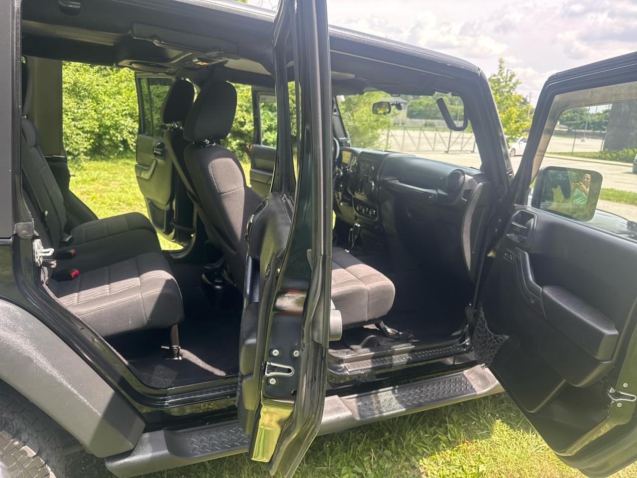 Jeep Wrangler Unlimited Sport 4WD 2011