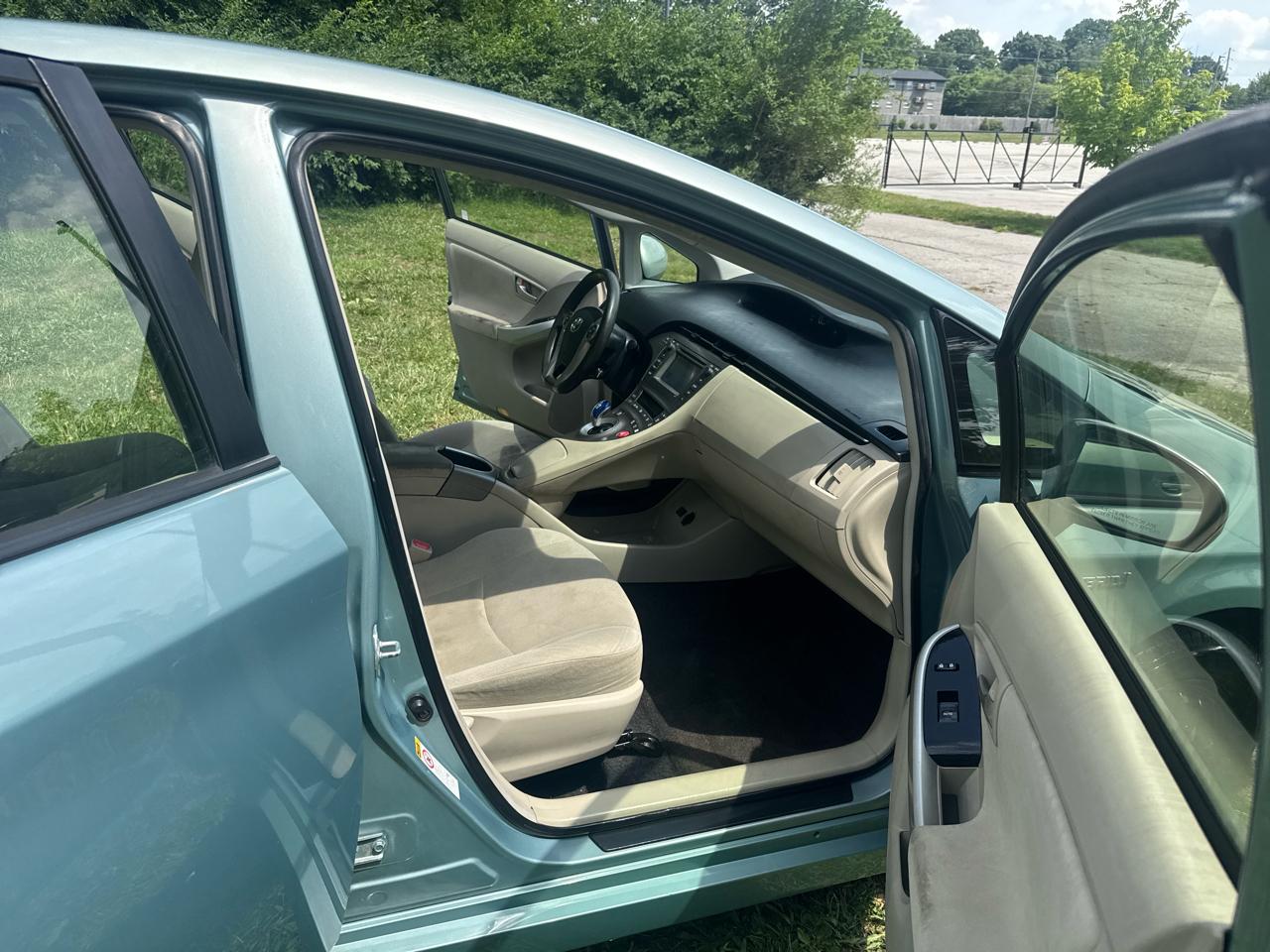 Toyota Prius Four 2015