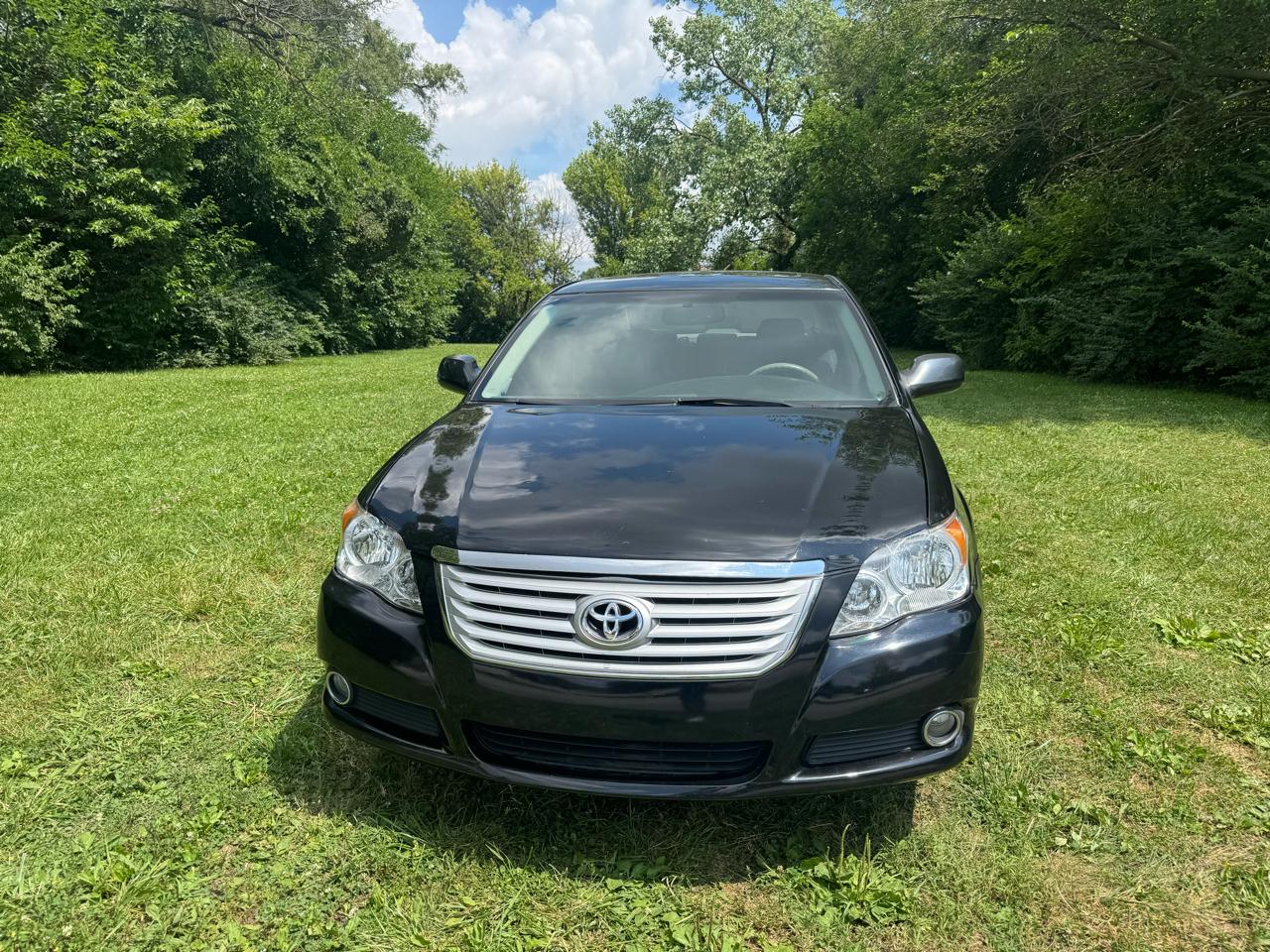 Toyota Avalon Limited 2010