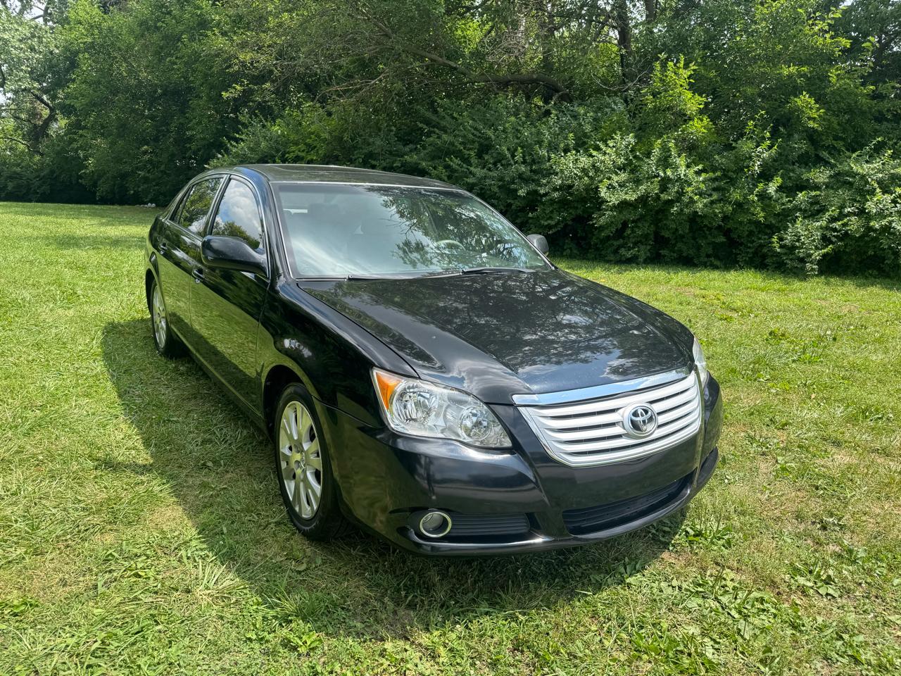 Toyota Avalon Limited 2010