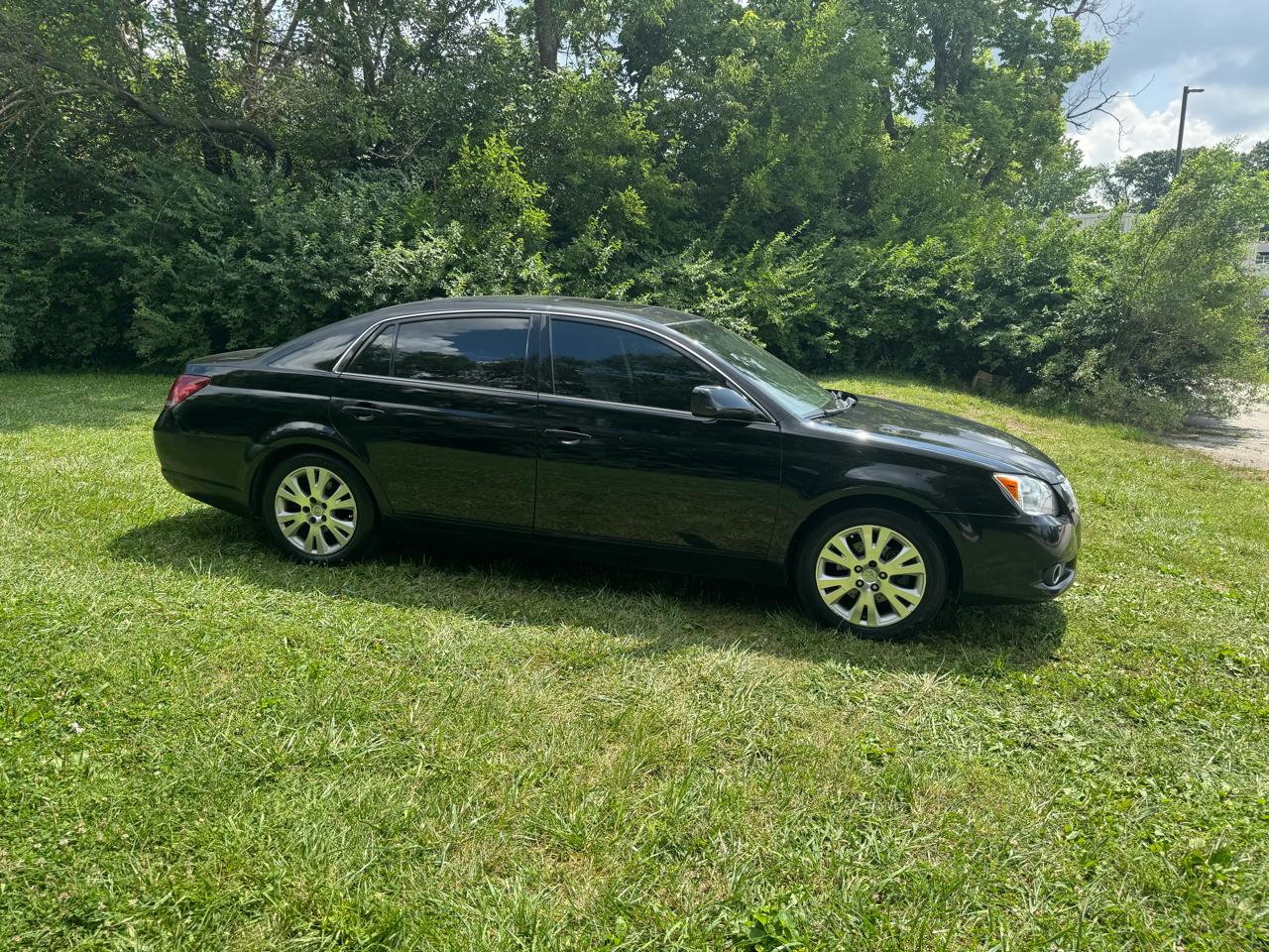 Toyota Avalon Limited 2010