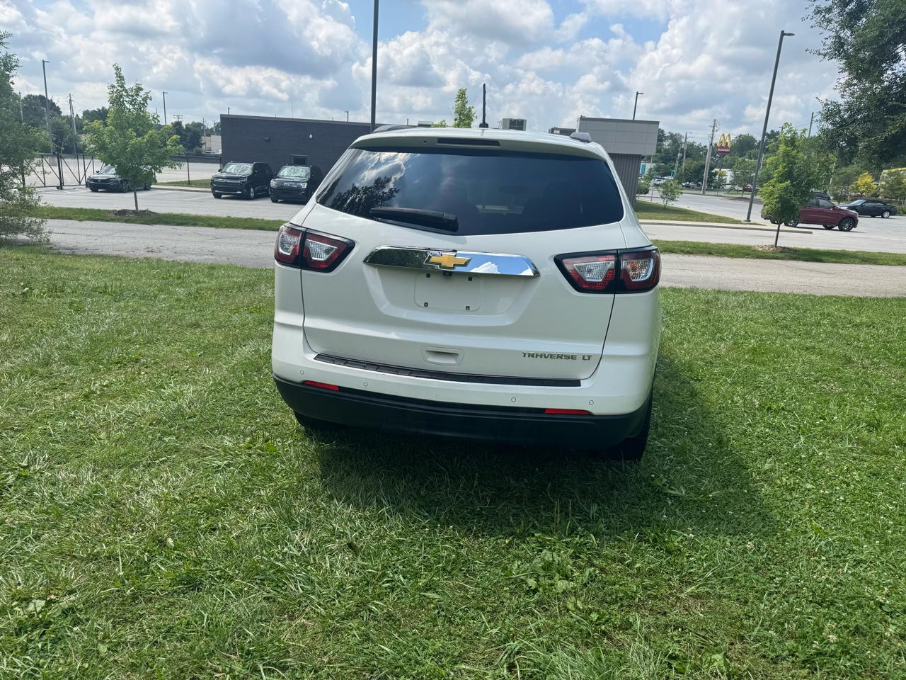 Chevrolet Traverse 1LT FWD 2015