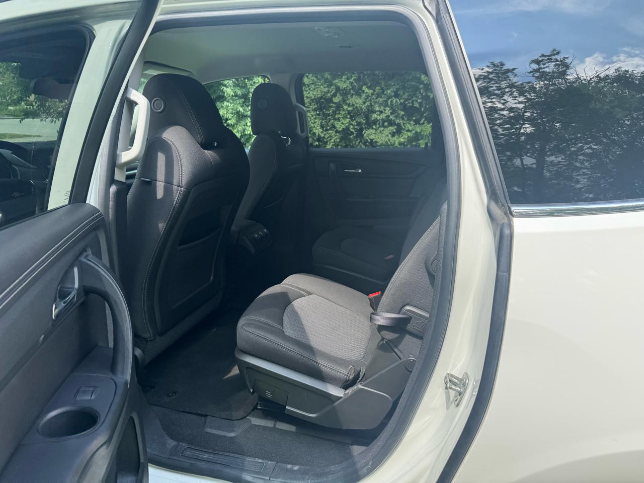 Chevrolet Traverse 1LT FWD 2015