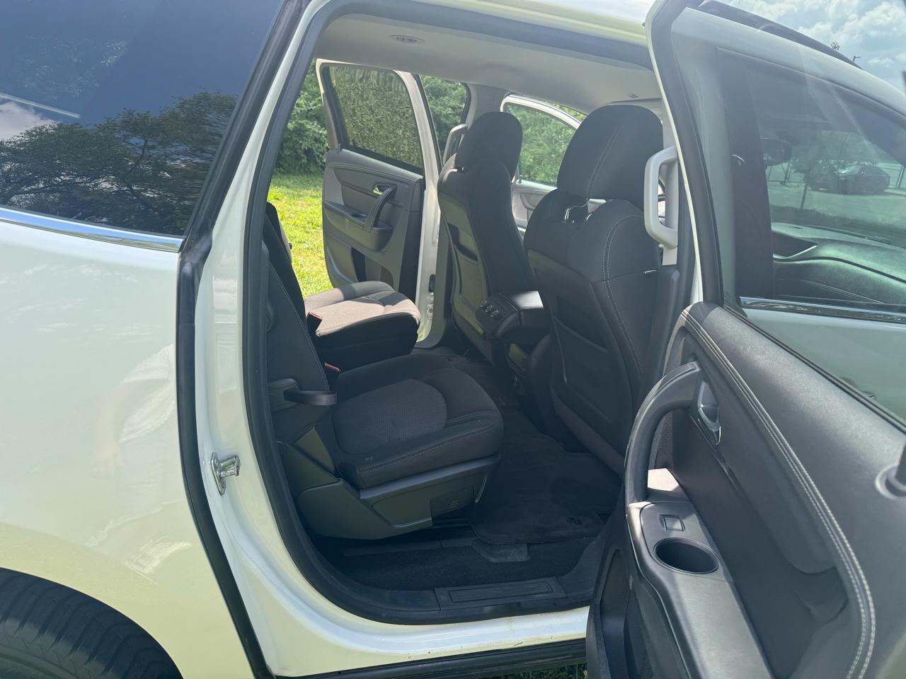 Chevrolet Traverse 1LT FWD 2015